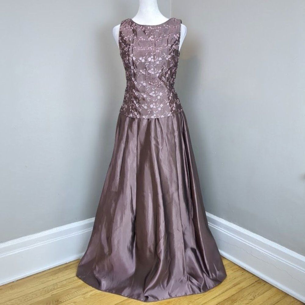 Vintage 90s Scott McClintock Two Piece Formal Prom Metallic Top and Skirt Size 4